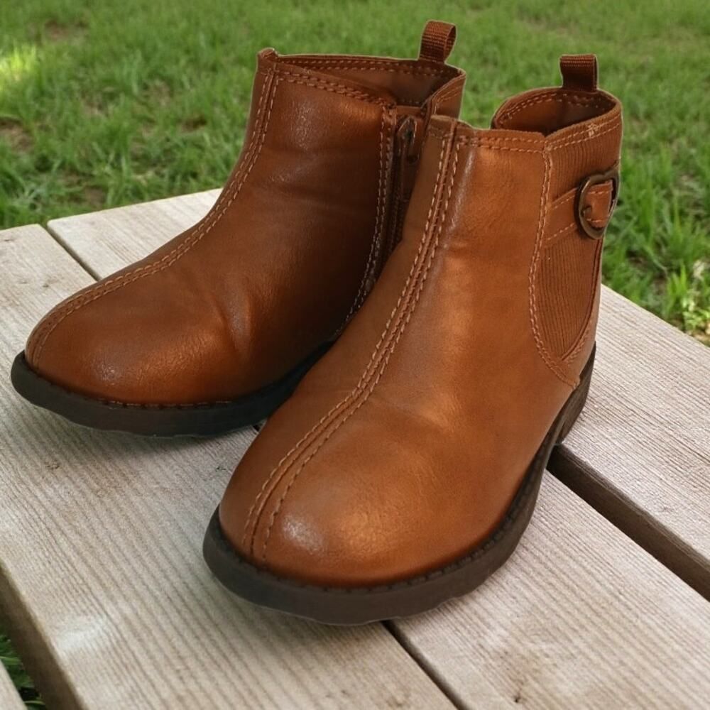 Carter's Toddler Girls Brown Ankle Boots with Heart Buckles - Size 8T